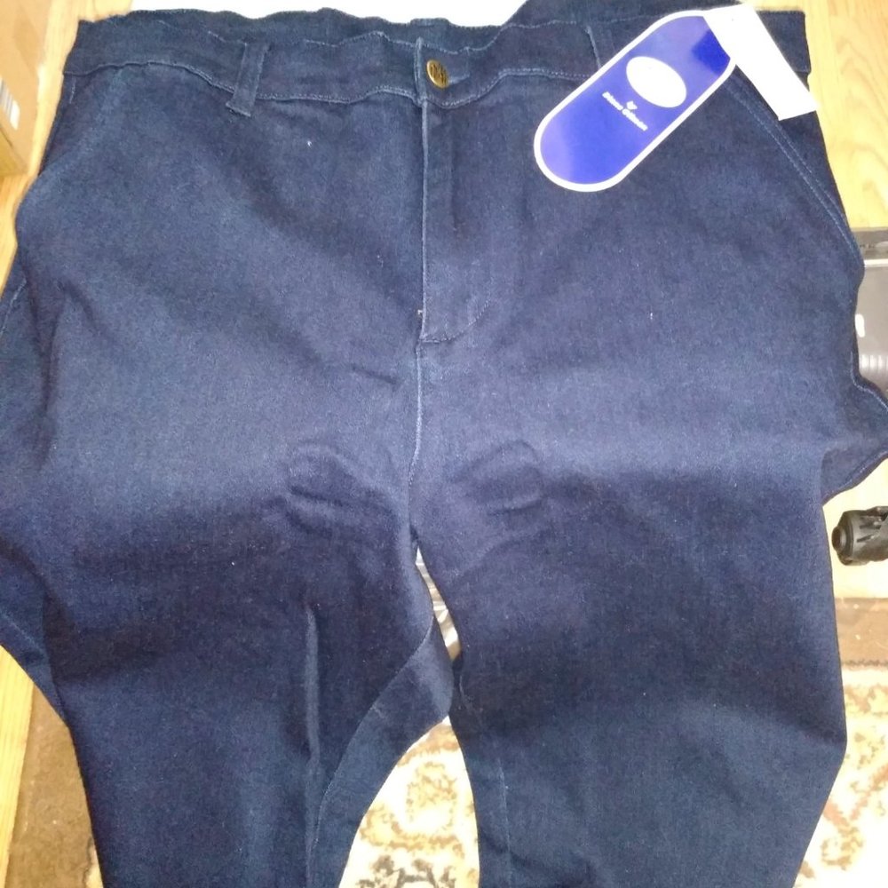 DG 2 Bermuda Jean Shorts